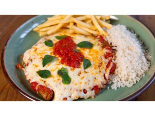 FILÉ À PARMEGIANA