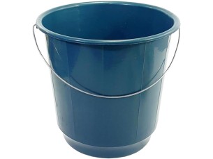 Balde de plástico 